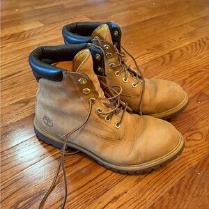 Women's Patent Leather Waterproof Boot